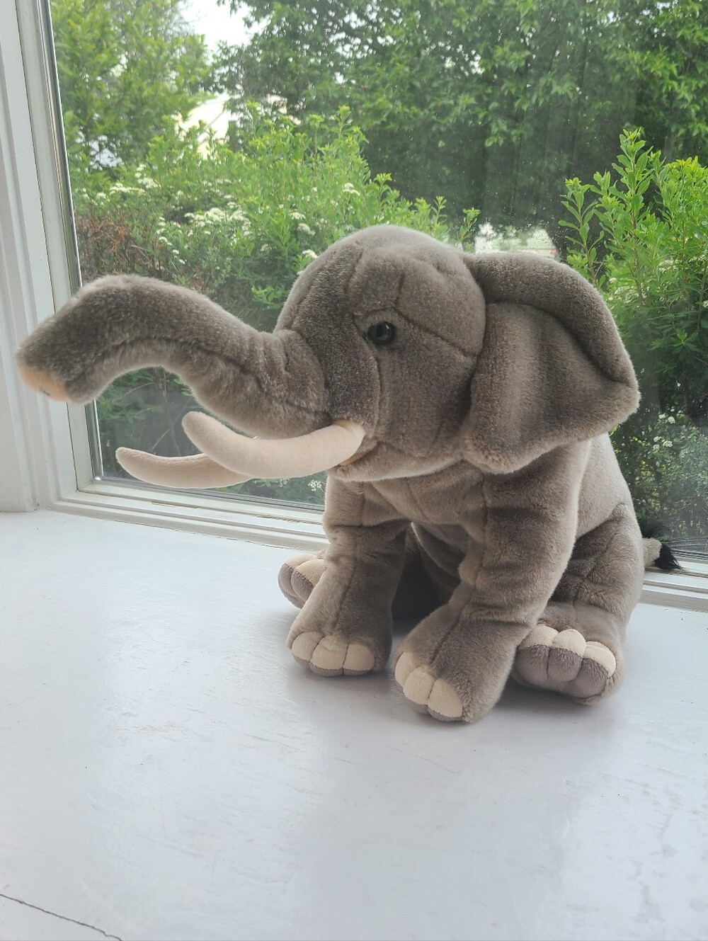 🐘 FAO Schwarz Gray Plush Elephant Realistic Stuffed Animal